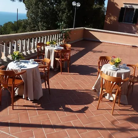 Hotel La Vedetta
