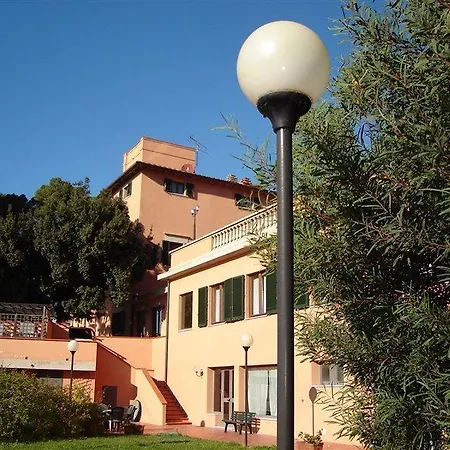 La Vedetta 3*